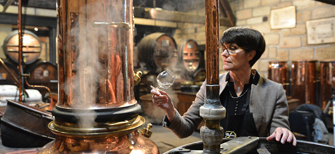 Distillation with our 19th century alembic still